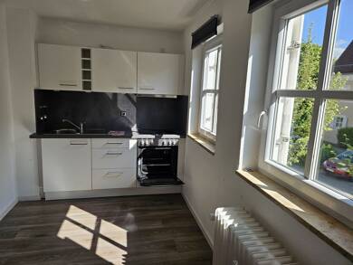 Studio zum Kauf 228.200 € 2 Zimmer 62 m² 1. Geschoss Neutraubling 93073