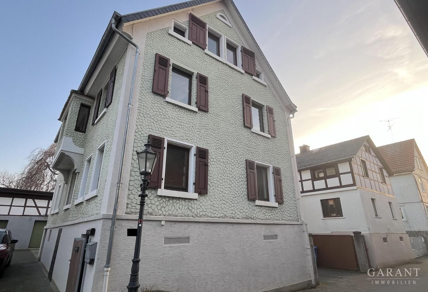 Einfamilienhaus zum Kauf 375.000 € 8 Zimmer 150 m²<br/>Wohnfläche 2.200 m²<br/>Grundstück Fränkisch-Crumbach 64407