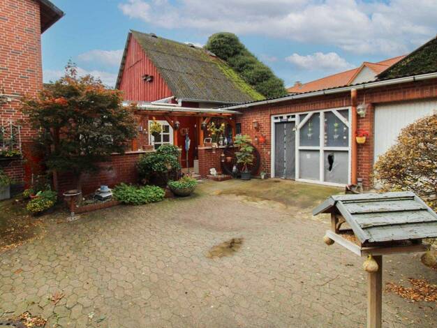 Mehrfamilienhaus zum Kauf 298.000 € 8 Zimmer 254,3 m² 730,3 m² Grundstück Wahrenholz 29399