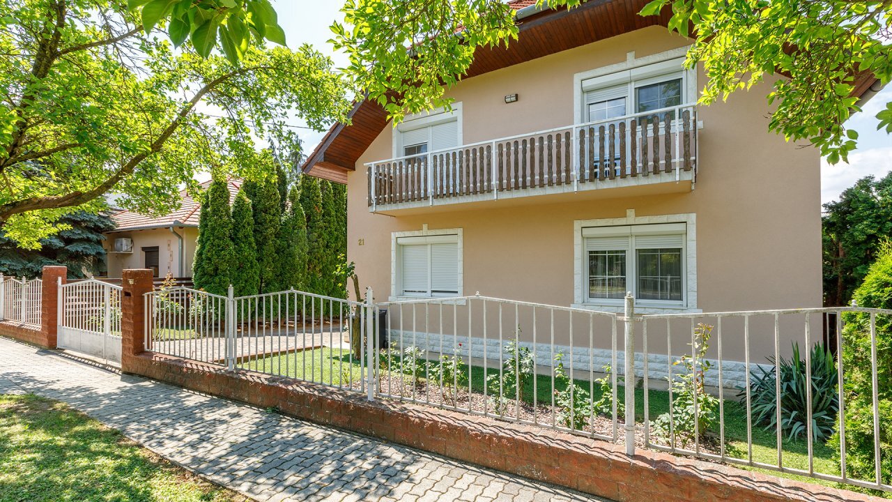 Einfamilienhaus zum Kauf 389.000 € 7 Zimmer 300 m²<br/>Wohnfläche 773 m²<br/>Grundstück Hévíz 8380