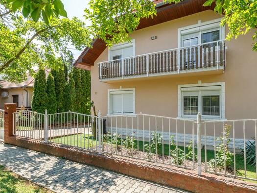 Einfamilienhaus zum Kauf 405.000 € 7 Zimmer 300 m² 773 m² Grundstück Hévíz 8380