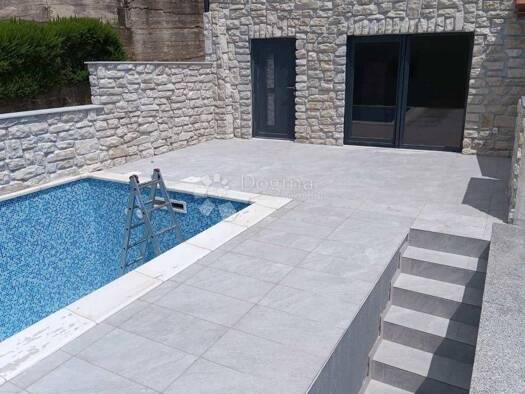 Mehrfamilienhaus zum Kauf 280.000 € 3 Zimmer 80 m² Bribir, Vinodolska Općina Bribir 51253