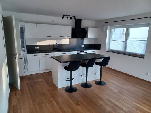 Terrassenwohnung zur Miete 1.280 € 4 Zimmer 97 m² Geschoss 1/3 frei ab 01.01.2026 Schlierbach 73278