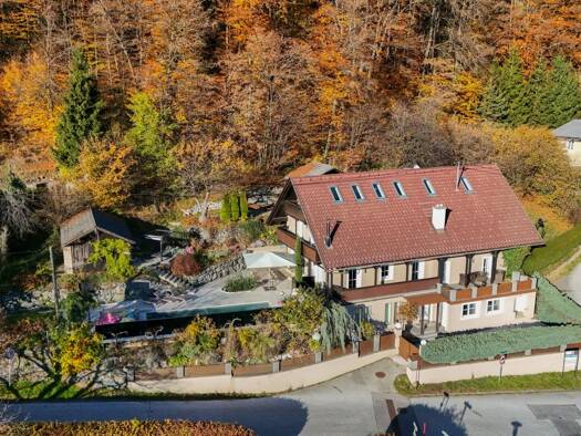 Haus zur Miete 3.000 € 7 Zimmer 343 m² 1.735 m² Grundstück Velden am Wörther See 9220