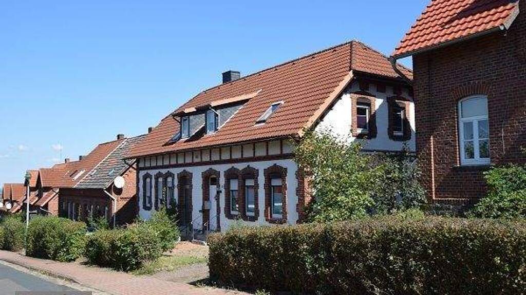 Einfamilienhaus zum Kauf 182.000 € 5 Zimmer 101 m² 860 m² Grundstück Büchen 21514