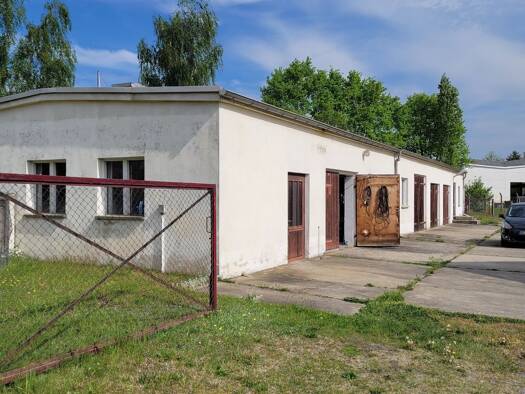 Grundstück zum Kauf provisionsfrei 40.000 € 1.468 m² Grundstück frei ab sofort Ortrand 01990