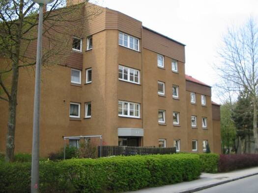 Wohnung zur Miete 330 € 2 Zimmer 44,8 m² EG frei ab 01.10.2025 Lessingstr. 22 Straubing 94315