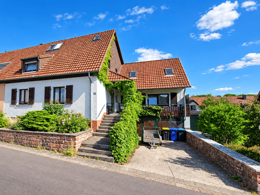 Mehrfamilienhaus zum Kauf als Kapitalanlage geeignet 395.000 € 11 Zimmer 330 m² 574 m² Grundstück Keuchingen Mettlach 66693