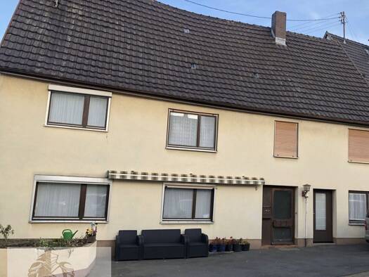 Einfamilienhaus zum Kauf 115.000 € 7 Zimmer 130 m² 252 m² Grundstück Külsheim 97900