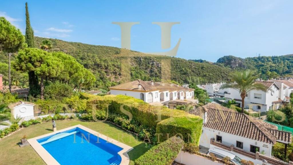 Villa zum Kauf provisionsfrei als Kapitalanlage geeignet 1.480.000 € 5 Zimmer 350 m² 1.100 m² Grundstück Benahavís