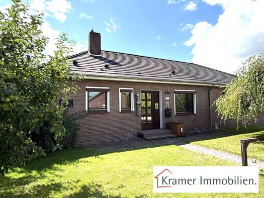 Doppelhaushälfte zum Kauf 159.000 € 3 Zimmer 81 m² 497 m² Grundstück Langendamm Varel 26316