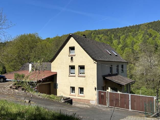 Einfamilienhaus zum Kauf 275.000 € 7 Zimmer 151 m² 2.149 m² Grundstück Roßbach Leidersbach 63849