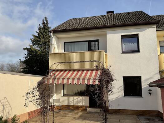 Reihenendhaus zum Kauf 798.000 € 6 Zimmer 101,5 m² 255 m² Grundstück Nieder-Eschbach Frankfurt 60437