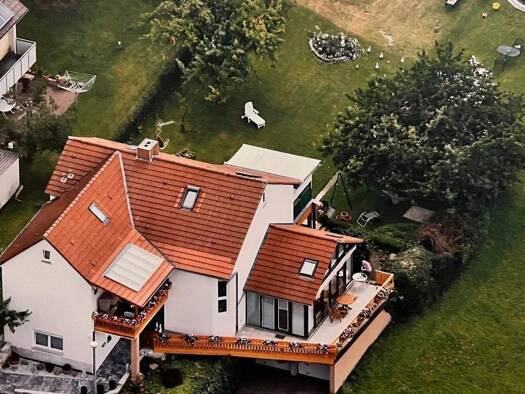Einfamilienhaus zum Kauf 310.000 € 9 Zimmer 200 m² 1.400 m² Grundstück frei ab sofort Wattenbach Söhrewald 34320