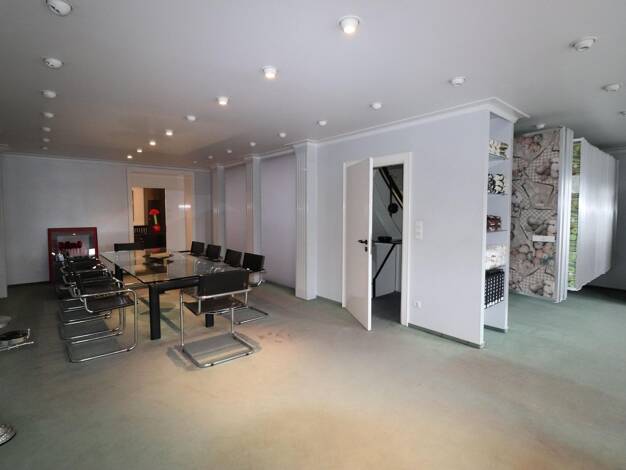 Ausstellungsfläche zum Kauf Schauenstein 95197