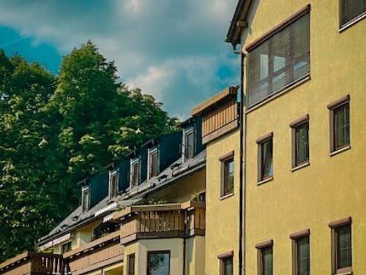 Wohnung zum Kauf 98.000 € 3 Zimmer 81,6 m² Geschoss 1/2 frei ab sofort Frankenberger Straße 221 b Ebersdorf Ebersdorf 09131