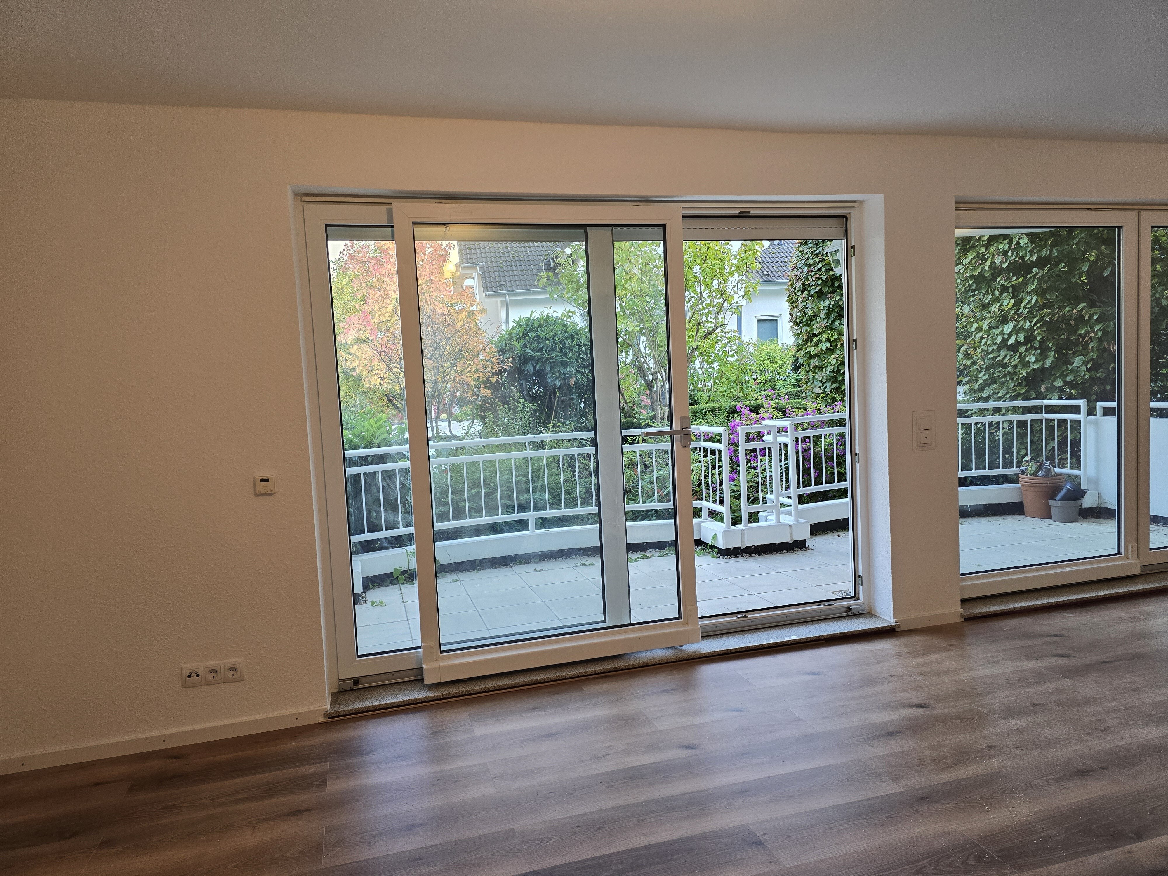 Wohnung zur Miete 1.100 € 3 Zimmer 100 m²<br/>Wohnfläche ab sofort<br/>Verfügbarkeit Muffendorf Bonn 53177