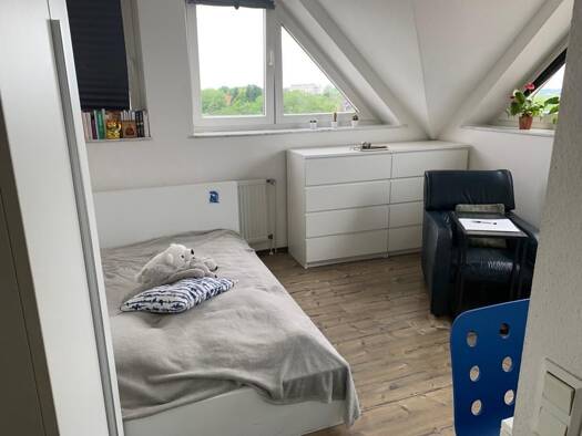 Wohnung zur Miete 330 € 1 Zimmer 20 m² Geschoss 7/7 frei ab 01.03.2026 Friedrichstr. 4 Südviertel Essen 45128