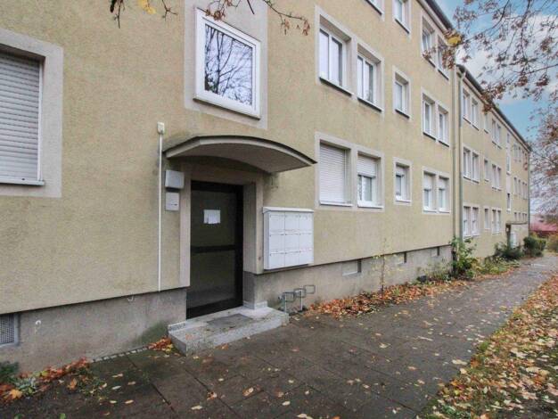 Wohnung zum Kauf 70.000 € 2 Zimmer 63,1 m² 1. Geschoss Innenstadt Hof 95030