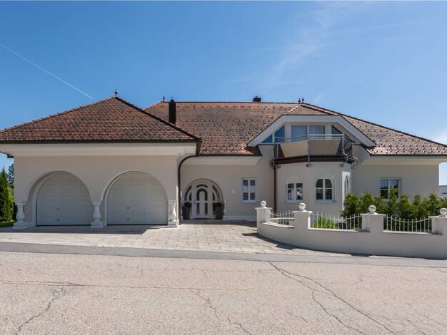 Einfamilienhaus zum Kauf 890.000 € 9 Zimmer 355 m² 897 m² Grundstück Thyrnau 94136