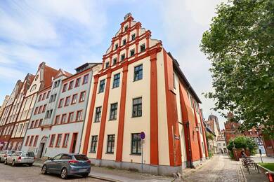 Wohnung zum Kauf 130.000 € 1,5 Zimmer 42 m² Dachgeschoss Altstadt Stralsund 18439