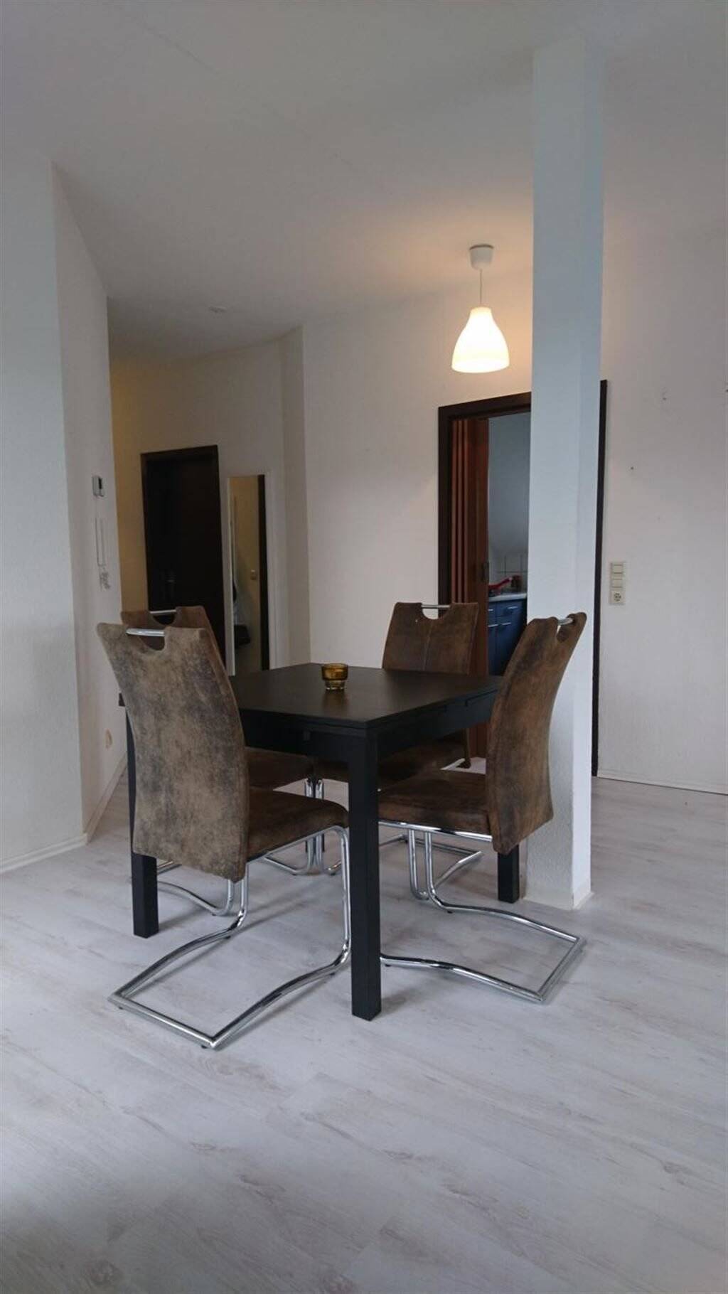 Immobilie in Kehl - 1990 ausgebaute 2-Zimmer-DG-Whg. mit kleiner Dachterrasse in Kehl - Bild 2