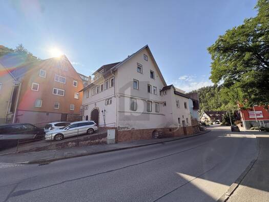 Mehrfamilienhaus zum Kauf 380.000 € 11 Zimmer 249 m² 308 m² Grundstück Wildberg Wildberg 72218