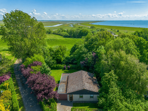 Bungalow zum Kauf 197.000 € 3 Zimmer 56 m² 683 m² Grundstück Warwerort 25761