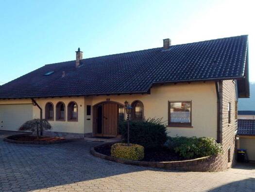 Einfamilienhaus zum Kauf 435.000 € 11 Zimmer 331,4 m² 840 m² Grundstück Merchingen Merzig 66663