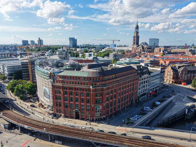 Büro zur Miete provisionsfrei 19,90 € 956 m² Bürofläche teilbar von 262 m² bis 350 m² Steinhöft 11 Neustadt Hamburg 20459