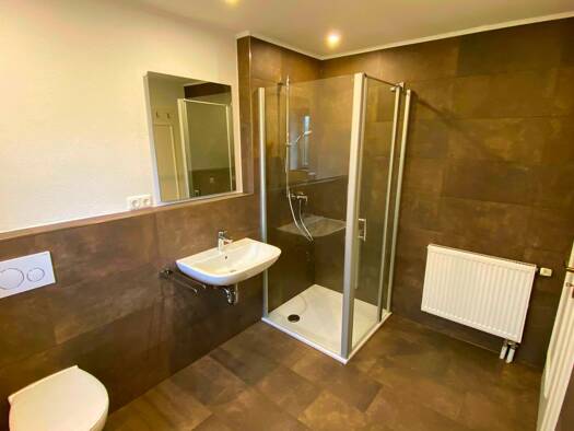 Wohnung zur Miete 550 € 1,5 Zimmer 42 m² frei ab 13.04.2026 Neunkirchen Neunkirchen a.Brand 91077