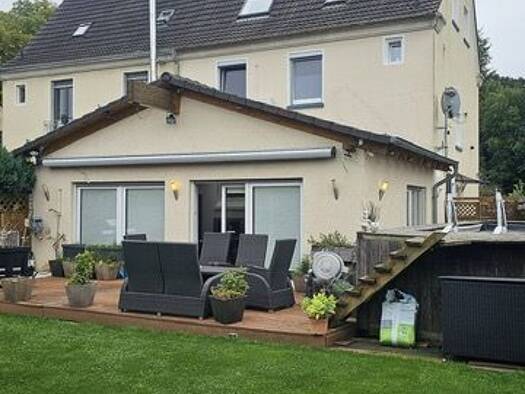Doppelhaushälfte zum Kauf 619.000 € 9 Zimmer 224 m² 367 m² Grundstück frei ab sofort Husen Dortmund 44319