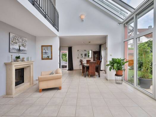 Einfamilienhaus zum Kauf 799.000 € 5,5 Zimmer 242 m² 477 m² Grundstück Ostelsheim 75395