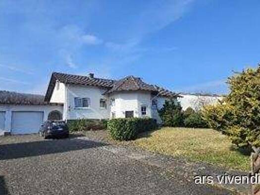 Mehrfamilienhaus zum Kauf 449.000 € 8 Zimmer 226,1 m² 2.819 m² Grundstück Schlierbach Brachttal / Schlierbach 63636