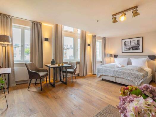 Wohnung zur Miete Wohnen auf Zeit 2.595 € 1 Zimmer 43 m² frei ab 01.01.2026 Innenstadt Frankfurt am Main 60313