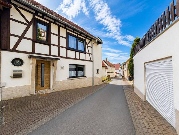 Reihenendhaus zum Kauf provisionsfrei 141.000 € 4 Zimmer 117 m² 144 m² Grundstück Seebacher Straße 10 Wutha-Farnroda Wutha-Farnroda 99848