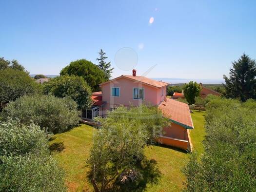 Villa zum Kauf 700.000 € 5 Zimmer 237 m² 2.000 m² Grundstück Marčana 52207