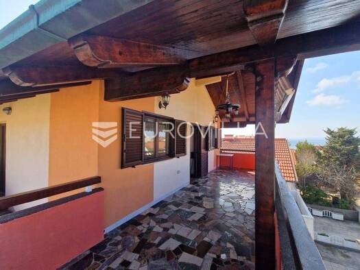 Wohnung zum Kauf 220.000 € 2 Zimmer 82 m² 2. Geschoss Vir Vir