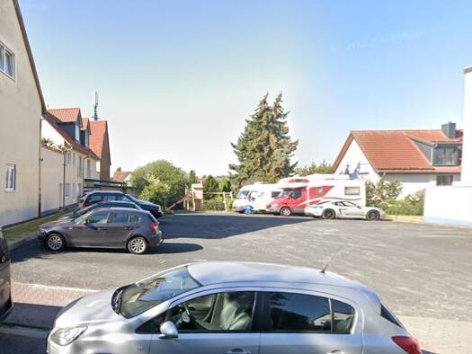 Grundstück zum Kauf provisionsfrei 748 m² Grundstück Baugenehmigung vorhanden Frankfurt am Main 60437