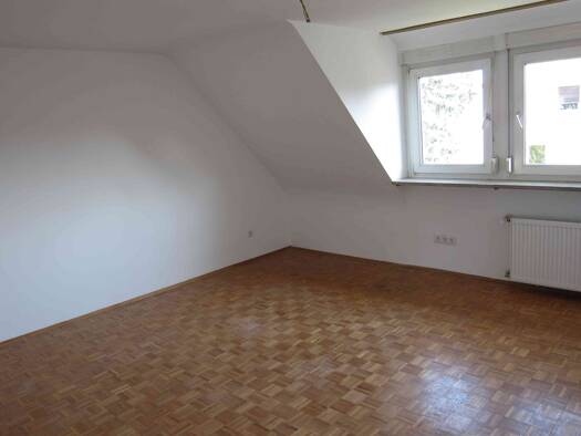 Wohnung zur Miete 750 € 3 Zimmer 77 m² Geschoss 2/3 frei ab 01.12.2026 Großreuth h d Veste Weiterer Innenstadtgürtel West / Nord / Ost 90409