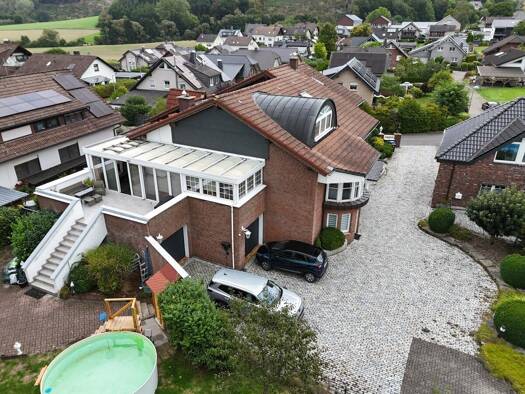 Einfamilienhaus zum Kauf 599.000 € 12 Zimmer 456 m² 1.028 m² Grundstück Altenaffeln Neuenrade 58809