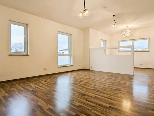 Bürofläche zur Miete 414 € 46 m² Bürofläche Göming 5114