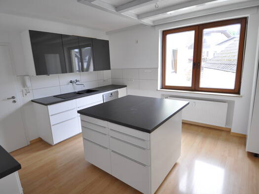 Wohnung zur Miete 1.040 € 6 Zimmer 148 m² 1. Geschoss frei ab sofort Puderbach 56305