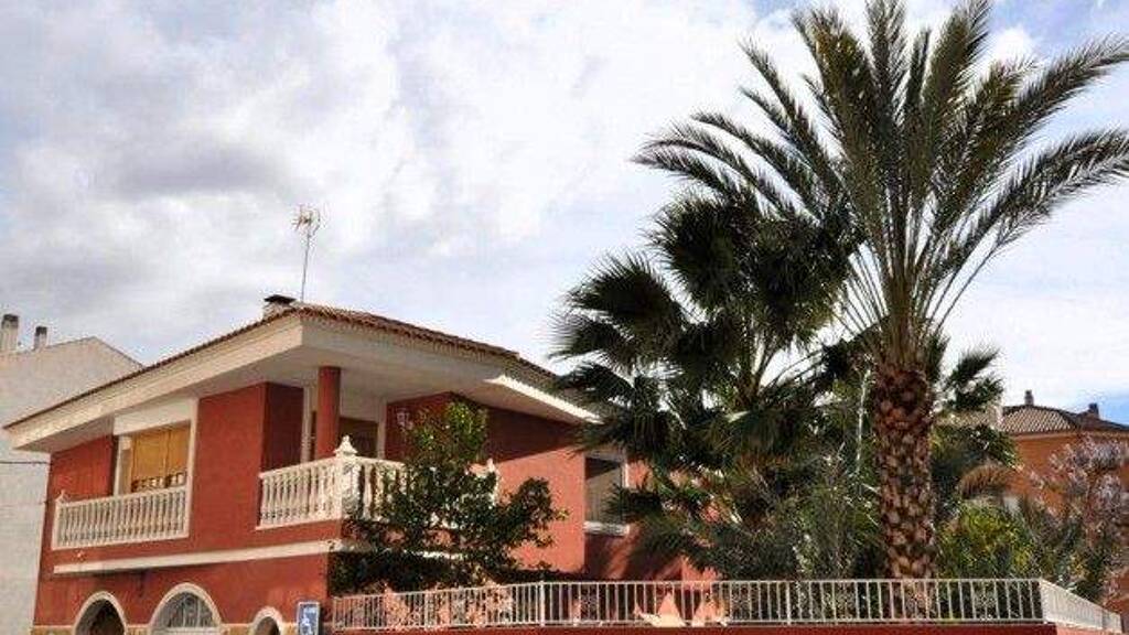 Einfamilienhaus zum Kauf 450.000 € 4 Zimmer 318 m² 479 m² Grundstück Sax 03630