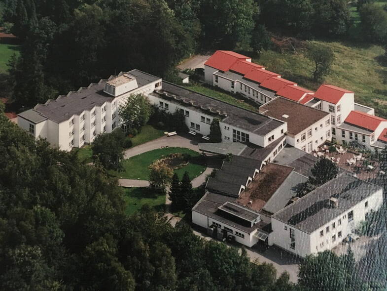 Mehrfamilienhaus zur Miete 18 € 50 Zimmer 4.500 m² 18.500 m² Grundstück Bad Meinberg Horn-Bad Meinberg 32805