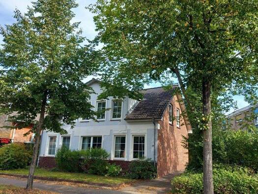 Mehrfamilienhaus zum Kauf 259.000 € 6 Zimmer 150 m² 898 m² Grundstück Itzehoe 25524