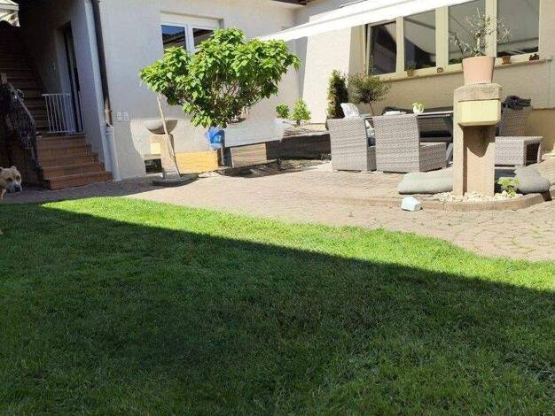 Mehrfamilienhaus zum Kauf provisionsfrei 695.000 € 8 Zimmer 224 m² 379 m² Grundstück Breisach 79206