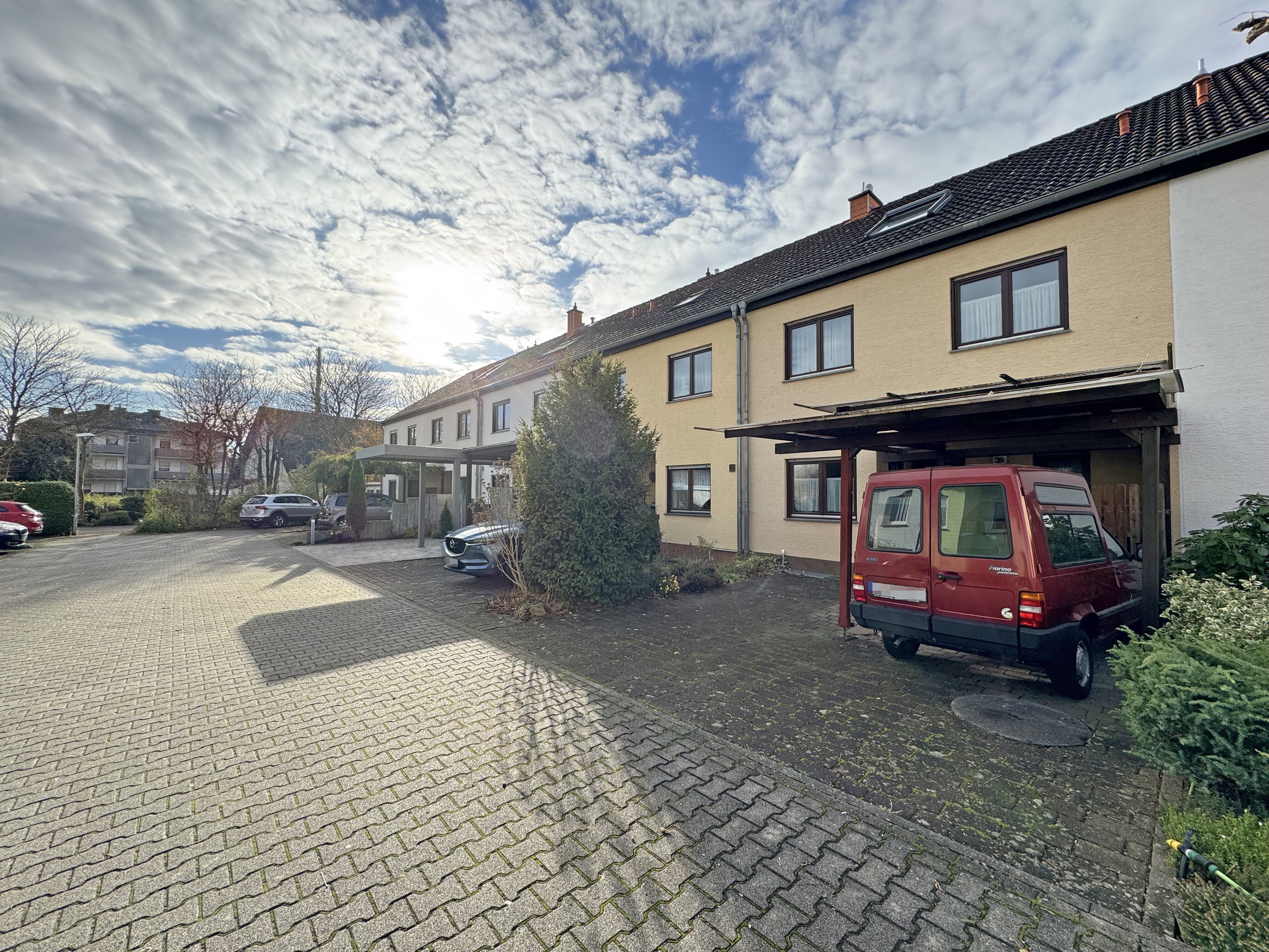 Reihenmittelhaus zum Kauf 449.000 € 4 Zimmer 120 m²<br/>Wohnfläche 172 m²<br/>Grundstück 01.08.2025<br/>Verfügbarkeit Nieder-Roden Rodgau 63110