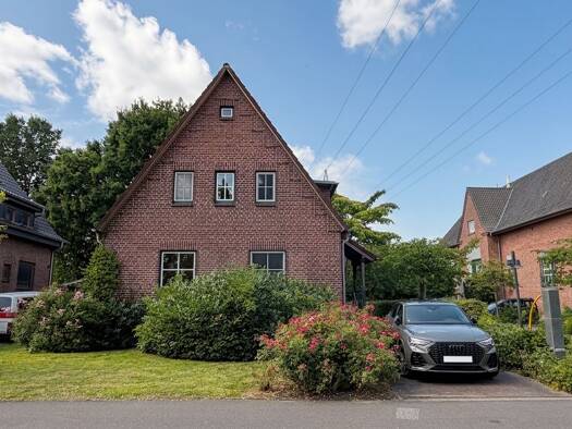 Einfamilienhaus zum Kauf 195.000 € 5 Zimmer 124 m² 996 m² Grundstück Glückstadt 25348