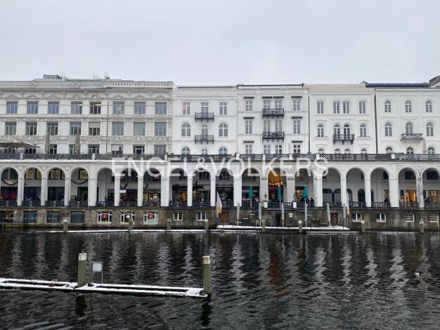 Bürofläche zur Miete 30 € 135 m² Bürofläche teilbar ab 135 m² Neustadt Hamburg 20354